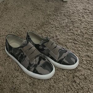 Camo shoes